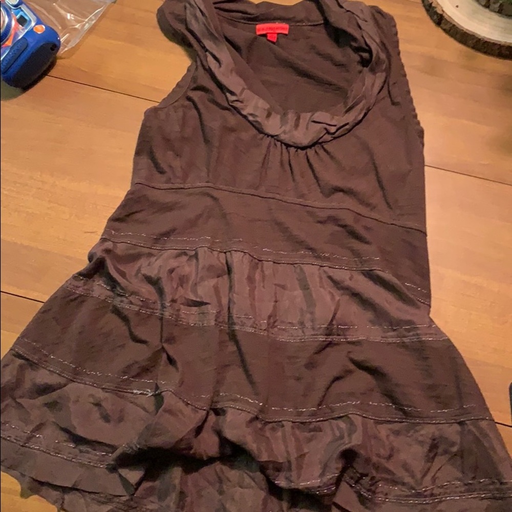 Long brown sleeveless top